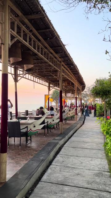 @De Jukung Resto Tanah Lot Bali