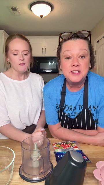 @kaypandnettieeats