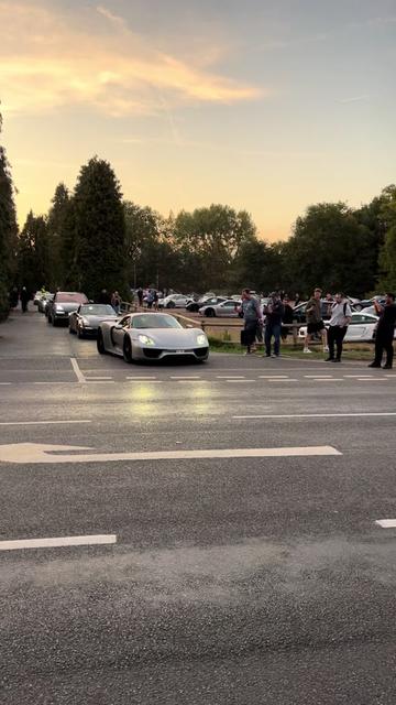 @Dreamsupercarsdaily