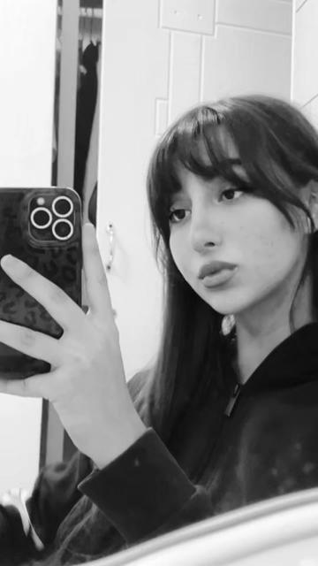 @Saniiii