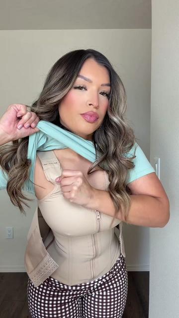 @moreof_ella