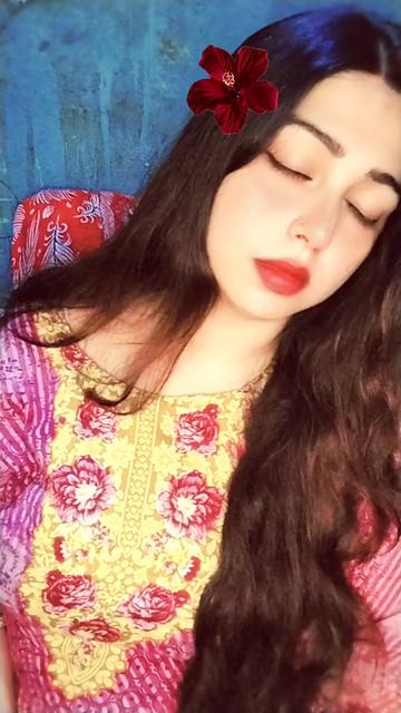 @Neha Live