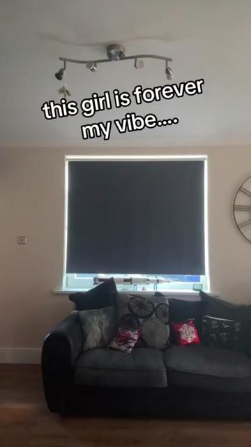 @Nicki_Saurus