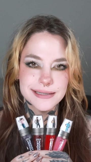 @CourtneyQuarantine