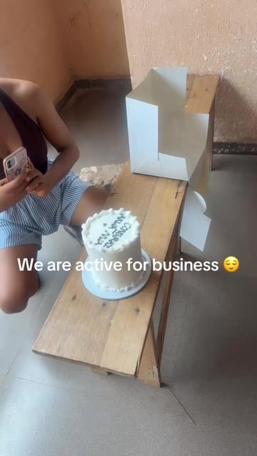 @pastryboxx