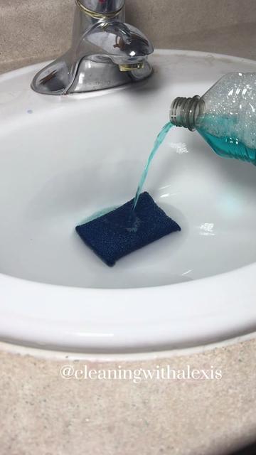 @AlexisCleanASMR