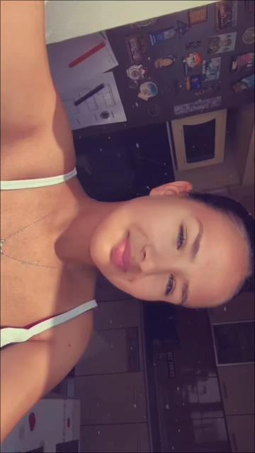 @🧸
