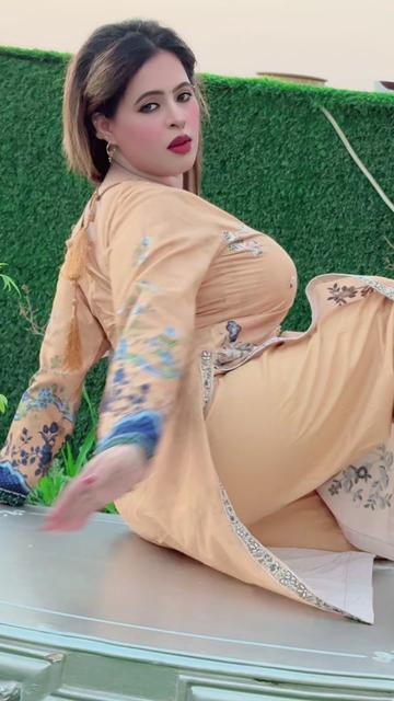 @❤️Waffa khan ♥️