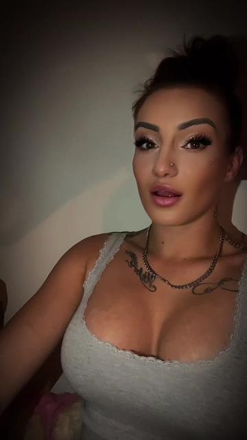 @❤️Nikoletta Georgina🖤