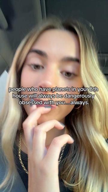 @laurstories123