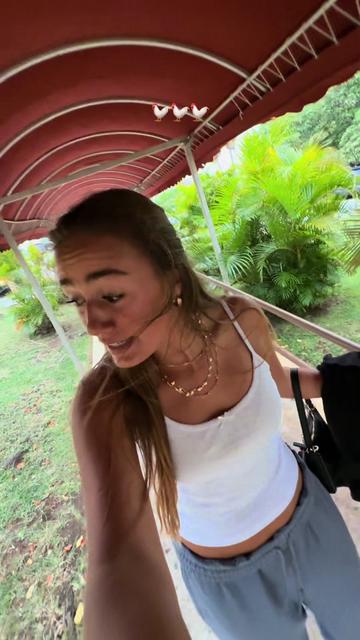 @Anička