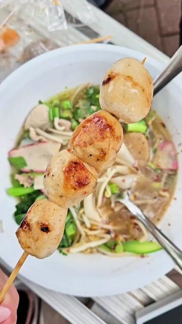 @thehonestfoodist