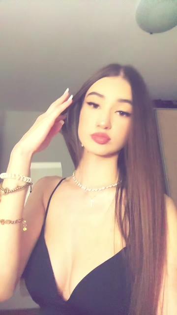 @Ianira