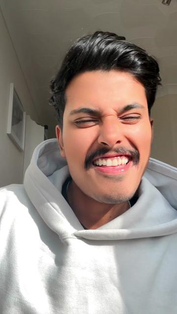 @Official _Akash💫🇬🇧