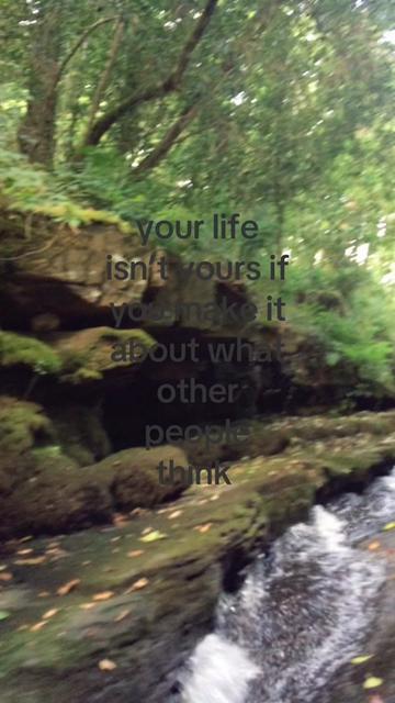 @⃟