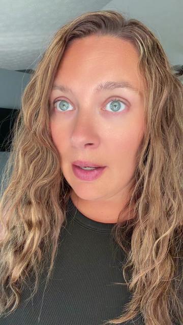 @chaos_w_courtney
