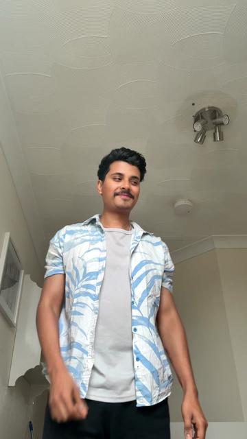 @Official _Akash💫🇬🇧