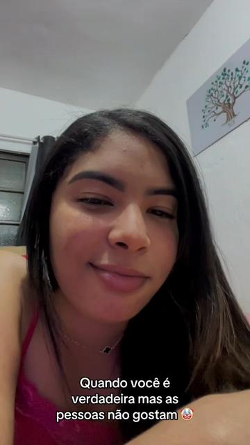 @laari.nasciment0