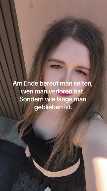 @Laurababyemily