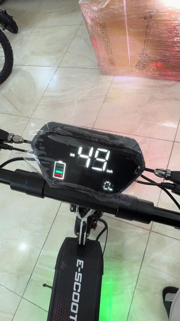 @E-scooters.Lb