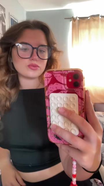@izzy.xoxo