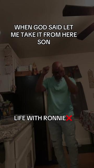 @LIFE WITH RONNIE❌