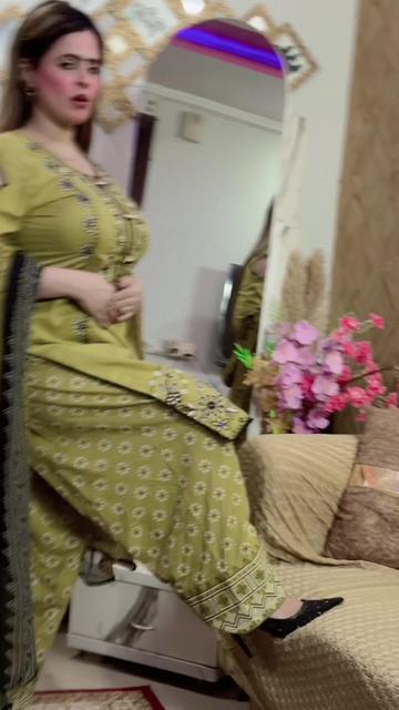 @❤️Waffa khan  &hearts;️
