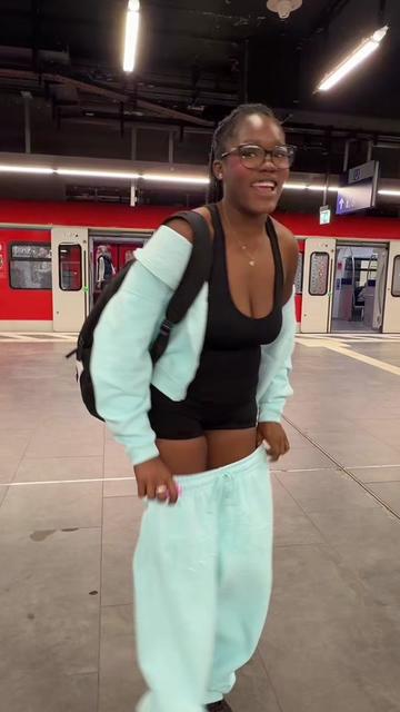 @Männer therapeutin👩🏽⚕️