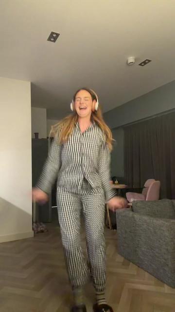 @havealaffwithsaff_
