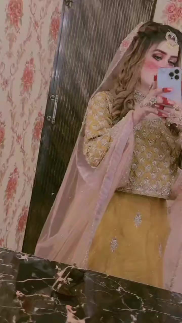 @NOORA &hearts;️🥀