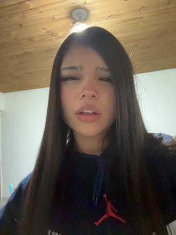 @𝑁𝑎ℎ𝑖𝑎𝑟𝑎🩷