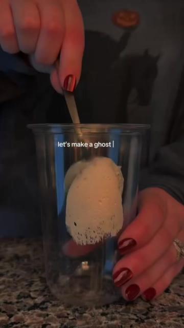 @Demi 👣