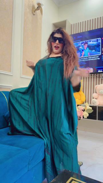 @عائشہ بٹ آفیشل