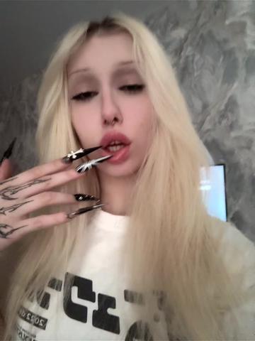 @аня ковач