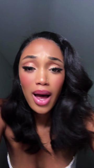 @TheRealGoldenbeautii