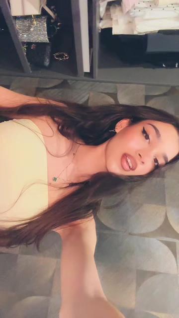 @𝒮amanta🇦🇱