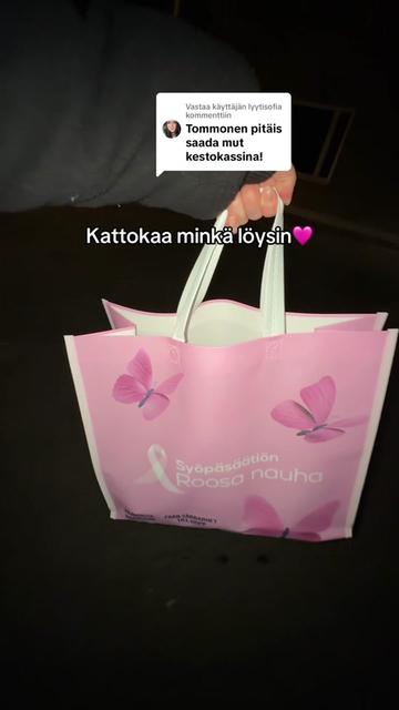 @RonjaJosefiina
