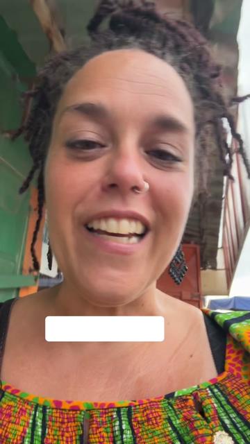 @Bee