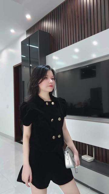 @Hằng tún 👻
