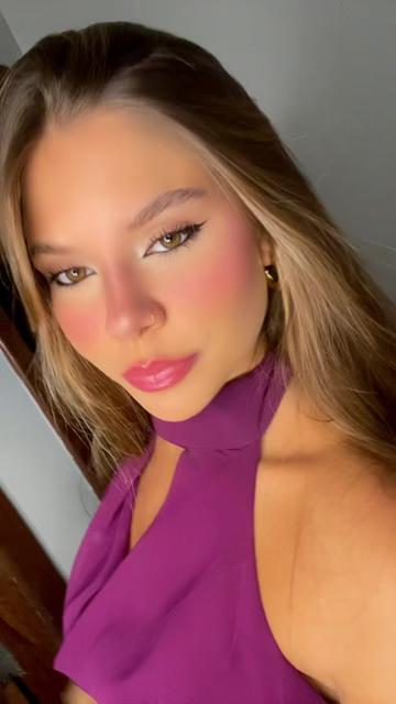 @lari.candeias
