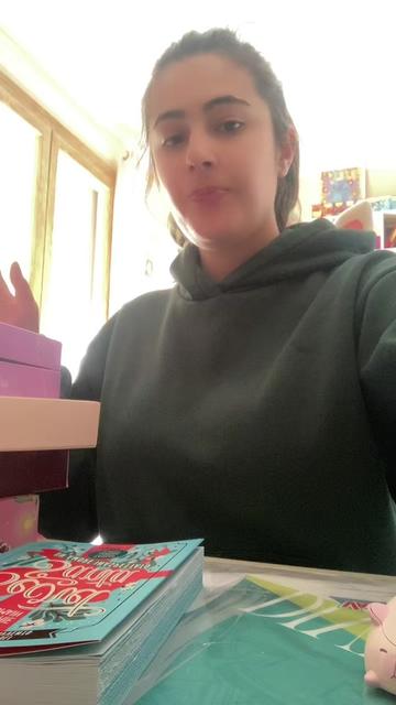 @Paradoxinthenerdland