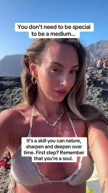 @Nat 🌙 | Psychic Medium