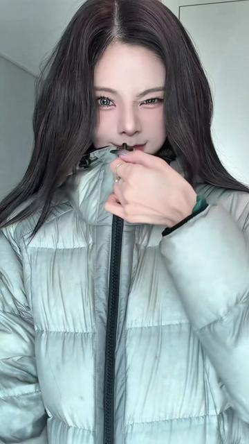 @유빈 Kelly