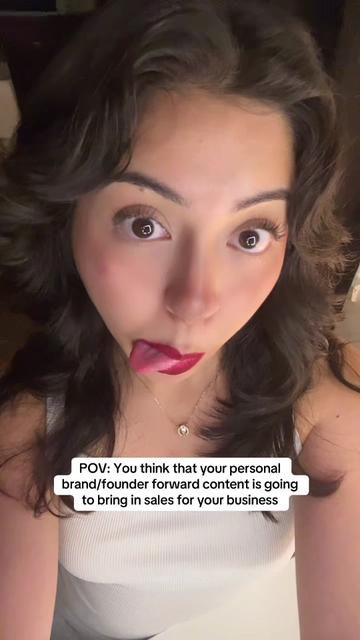 @Vanessa ➺ Marketing + Sales