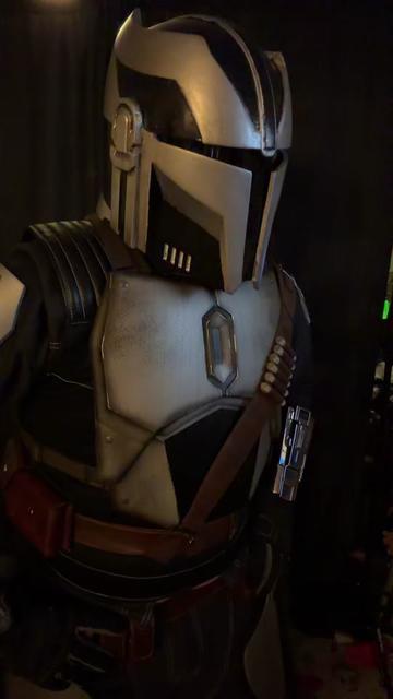 @Glueguncosplay94