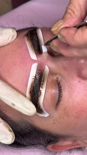 @KM Brows & Beauty