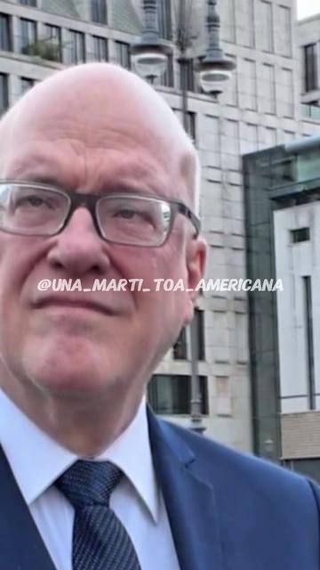 @una_marti_toa_americana