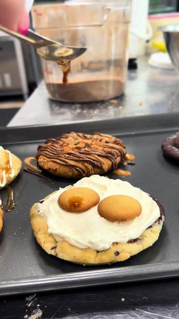 @CraveCookiesOB