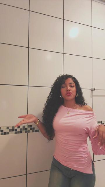 @Lolalinda