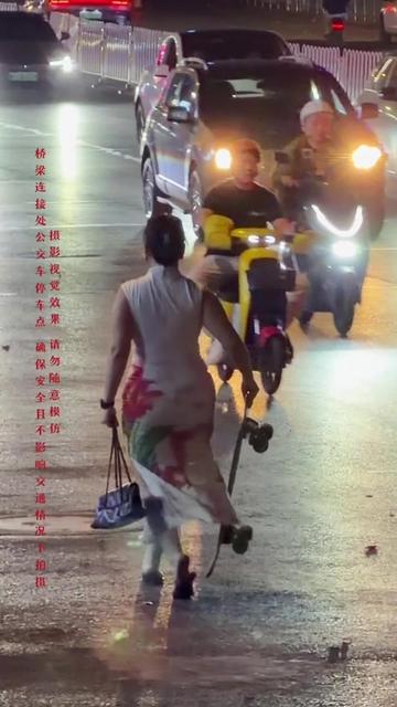 @陈静伊
